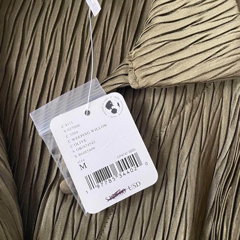 Pleated New Free People Next Dimension Button Down Shirt- Weeping Willow size M - Picture 10 of 11
